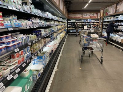Проверки по хранителните магазини в цялата страна срещу изкуственото завишаване