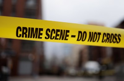 Двама души са ранени при стрелба в търговски център в САЩ
