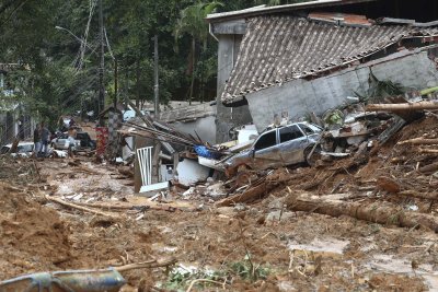 Проливни дъждове причиниха опустошителни наводнения в Бразилия