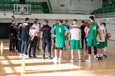 Баскетболните ни национали започнаха подготовка за мачовете с Румъния и Португалия