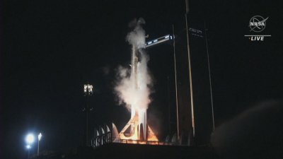 Успешен втори опит на изстрелването на капсулата Драгън с ракетата