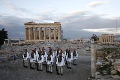 Ватиканът и Гърция финализират днес сделката за връщането на три