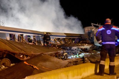 Двама български граждани са ранени при влаковата катастрофа в Гърция