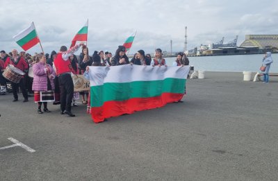 България чества националния си празник 3 март С тържества