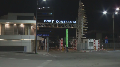 Втори ден задържаните български риболовни кораби остават в пристанище Констанца