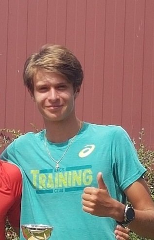 19 годишният Николай Неделчев постигна шеста поредна победа и се класира