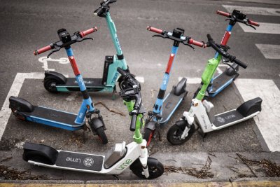 Идва ли краят на електрическите скутери в Париж?