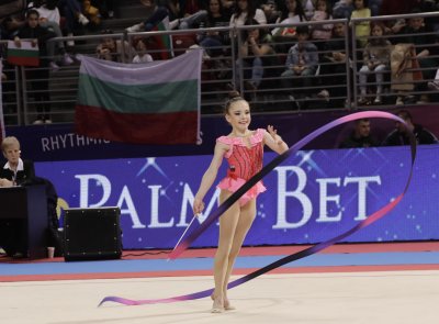 Гимнастичката Стилияна Николова не скри задоволството си след спечелването на