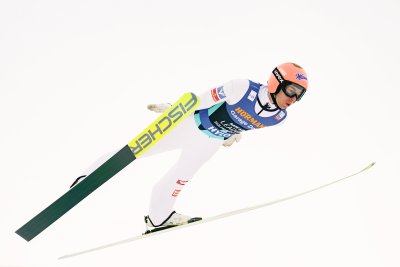 Австриецът Щефан Крафт спечели индивидуалното състезание по ски полети в