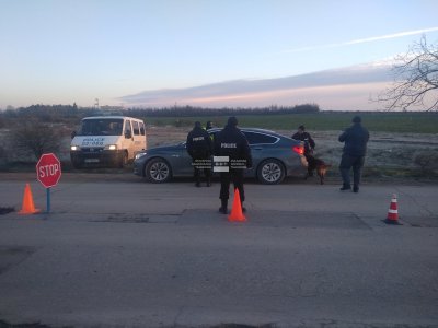 Специализирани полицейски акции във Варненско и в Благоевградско
