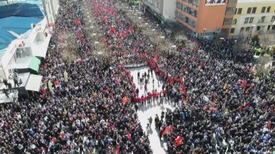 Масов протест в защита на Хашим Тачи се проведе в Прищина