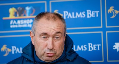 Старши треньорът на Левски Станимир Стоилов сподели че е останал