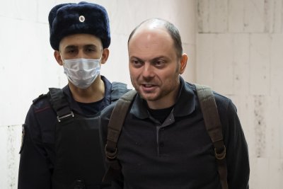 Критик на Кремъл e заплашен от 25 години затвор Владимир