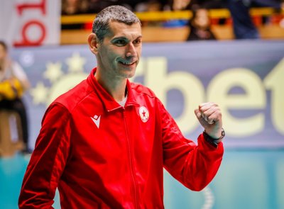 Треньорът на ЦСКА Александър Попов няма да води отбора си