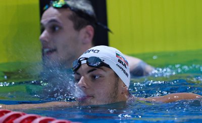 Петър Мицин даде заявка за успех на 100 м бътерфлай на държавното отборно първенство по плуване