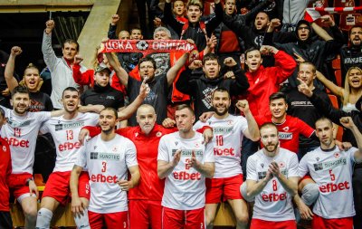 ЦСКА е на победа от участие във финалите на волейболното