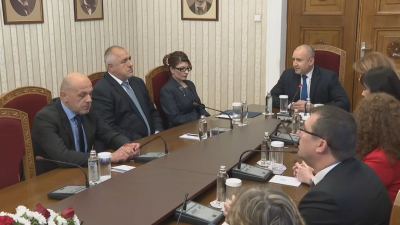 Президентът Румен Радев започва консултации с представителите на парламентарните групи