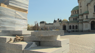 Ремонтът около храм "Св. Александър Невски" няма да попречи на службата за Великден
