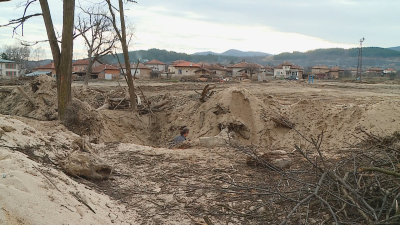 Седем месеца след водното бедствие в района на Карлово