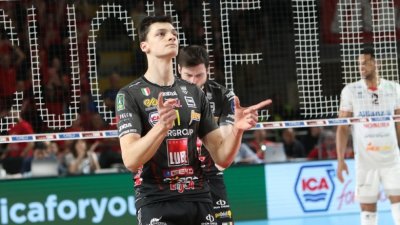 Алекс Николов и Матей Казийски ще спорят за титлата в италианското волейболно първенство