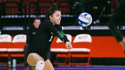 Българската волейболистка Цветелина Илиева която учи и играе за американския