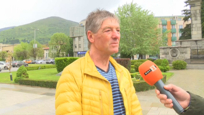 Българският алпинист ветеран Господин Динев се завърна в Сливен от
