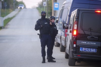 8 убити и 13 ранени при нова масова стрелба в Сърбия