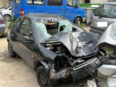 Колата, с която млад шофьор уби двама души на бул. "Сливница", е смачкана до неузнаваемост (СНИМКИ)
