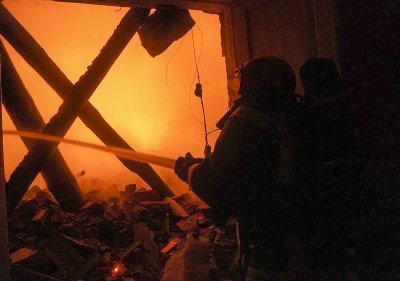 Експлозии разтърсиха украинската столица Киев тази вечер в продължение на