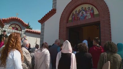 В деня на Свети Георги Победеносец осветиха нов православен храм