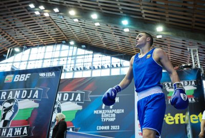 Красимир Джуров ще направи днес своя дебют на световното първенство