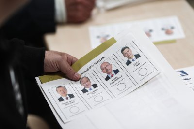 Ключов ден в Турция 64 млн избиратели гласуваха за президент
