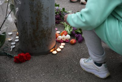 Граждани отново блокираха движението по бул. "Сливница" в памет на загиналите младежи