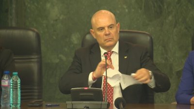 Като главен прокурор съм работил само и единствено за България