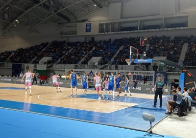 Черноморец удари Рилски спортист при откриването на "Арена Бургас" и е само на крачка от финала в НБЛ