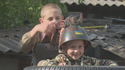 Войната обсебва и игрите на украинските деца
