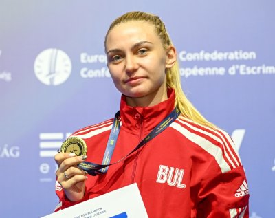 Йоана Илиева спечели европейската титла на сабя за жени до
