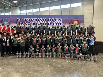България се нареди на второ място в комплексното класиране на Световната купа по кикбокс в Истанбул