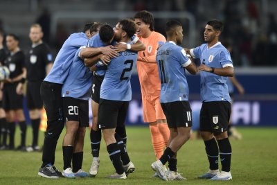 Отборът на Уругвай стана последният полуфиналист на световното първенство по