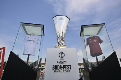 Рома срещу рекордьора Севиля в спор за трофея в Лига Европа