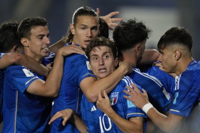 Италия надигра Колумбия за място на 1/4-финалите на Мондиала за младежи до 20 г.