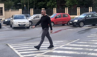 Бизнесменът Александър Сталийски беше разпитан в СГП