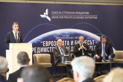 БНБ: България е на финалната права по пътя към еврозоната