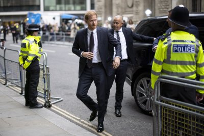 Принц Хари даде показания по делото срещу таблоидите във Великобритания
