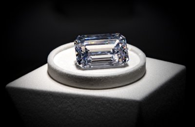 Колко ефективна би била забраната за търговия с руски диаманти?