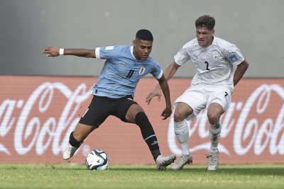 Отборът на Уругвай е първият финалист на световното първенство по