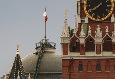 Москва съобщи за двама ранени при атака с дрон срещу