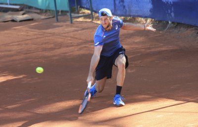 Габриел Донев отпадна на четвъртфиналите на турнир по тенис в Сърбия