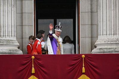 В Лондон започва парадът за рождения ден на крал Чарлз III