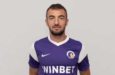 Етър Велико Търново се раздели с трима от най-опитните си футболисти